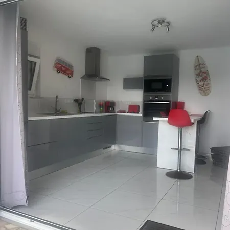 Aelrena Apartment *